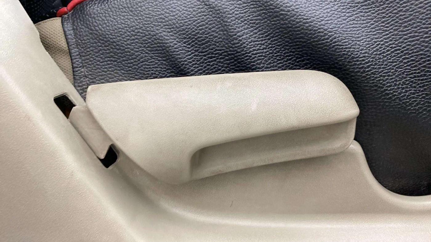 2018 Maruti Celerio VXI AMT (O), Petrol, Automatic, 41,304 km, Driver Side Adjustment Panel