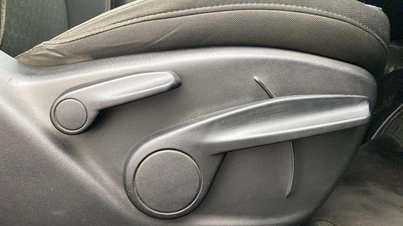 2018 Jeep Compass SPORT 1.4 PETROL, Petrol, Manual, 27,022 km, Driver Side Adjustment Panel