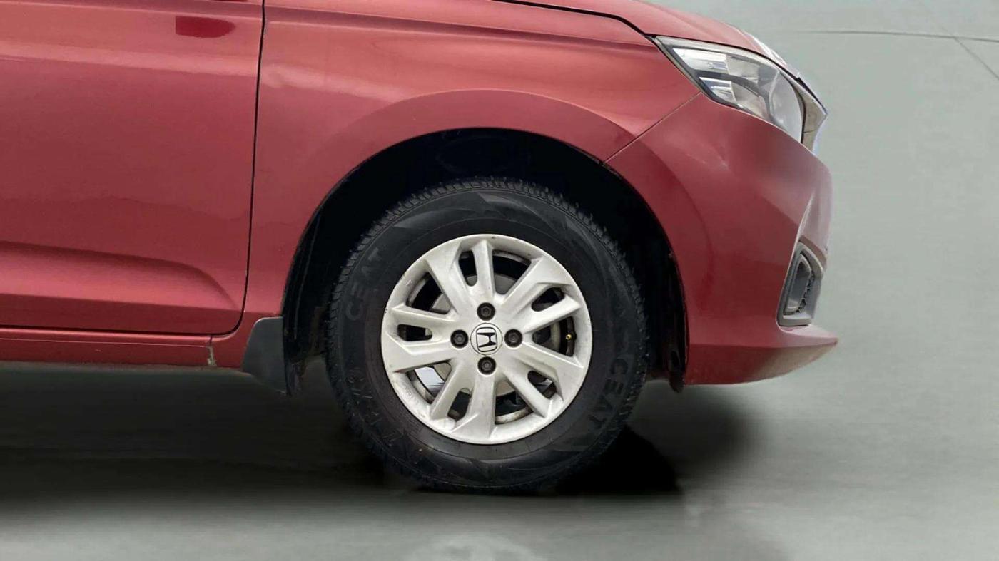 2019 Honda Amaze 1.2L I-VTEC S, CNG, Manual, 48,673 km, Right Front Wheel