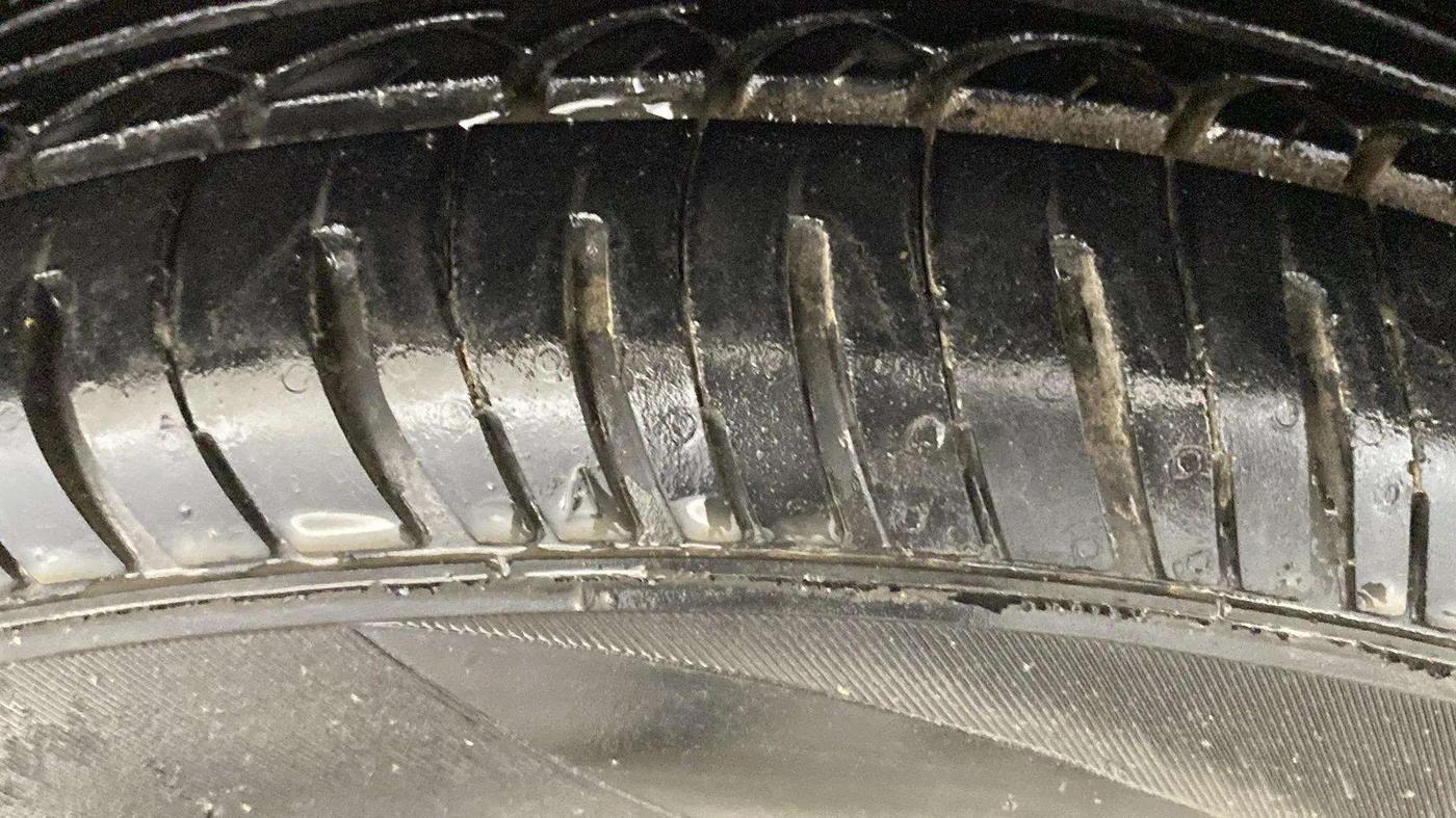 2019 Honda Amaze 1.2L I-VTEC S, CNG, Manual, 48,673 km, Left Rear Tyre Tread