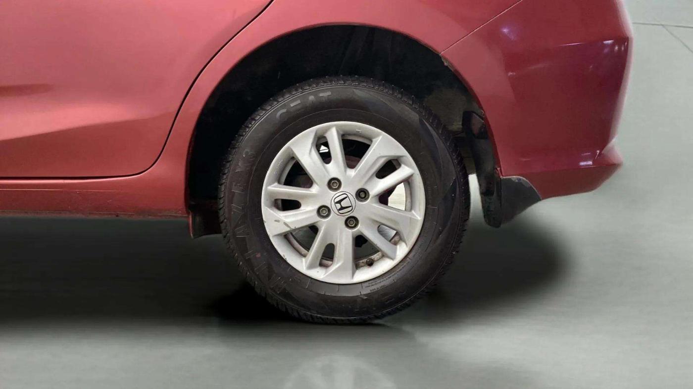 2019 Honda Amaze 1.2L I-VTEC S, CNG, Manual, 48,673 km, Left Rear Wheel