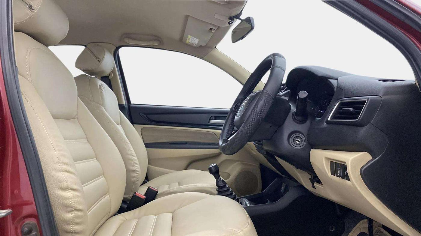2019 Honda Amaze 1.2L I-VTEC S, CNG, Manual, 48,673 km, Right Side Front Door Cabin