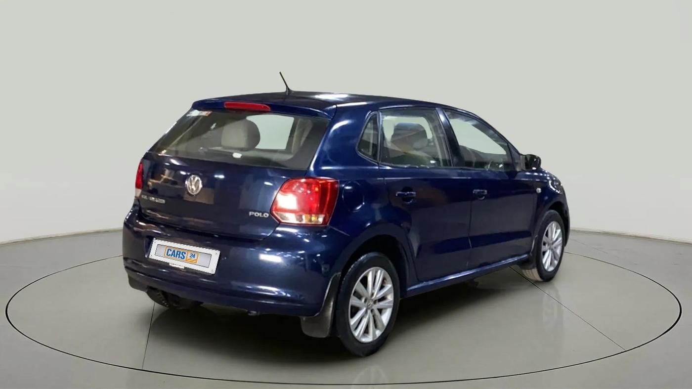 2013 Volkswagen Polo HIGHLINE1.2L, Petrol, Manual, 92,866 km, Right Back Diagonal