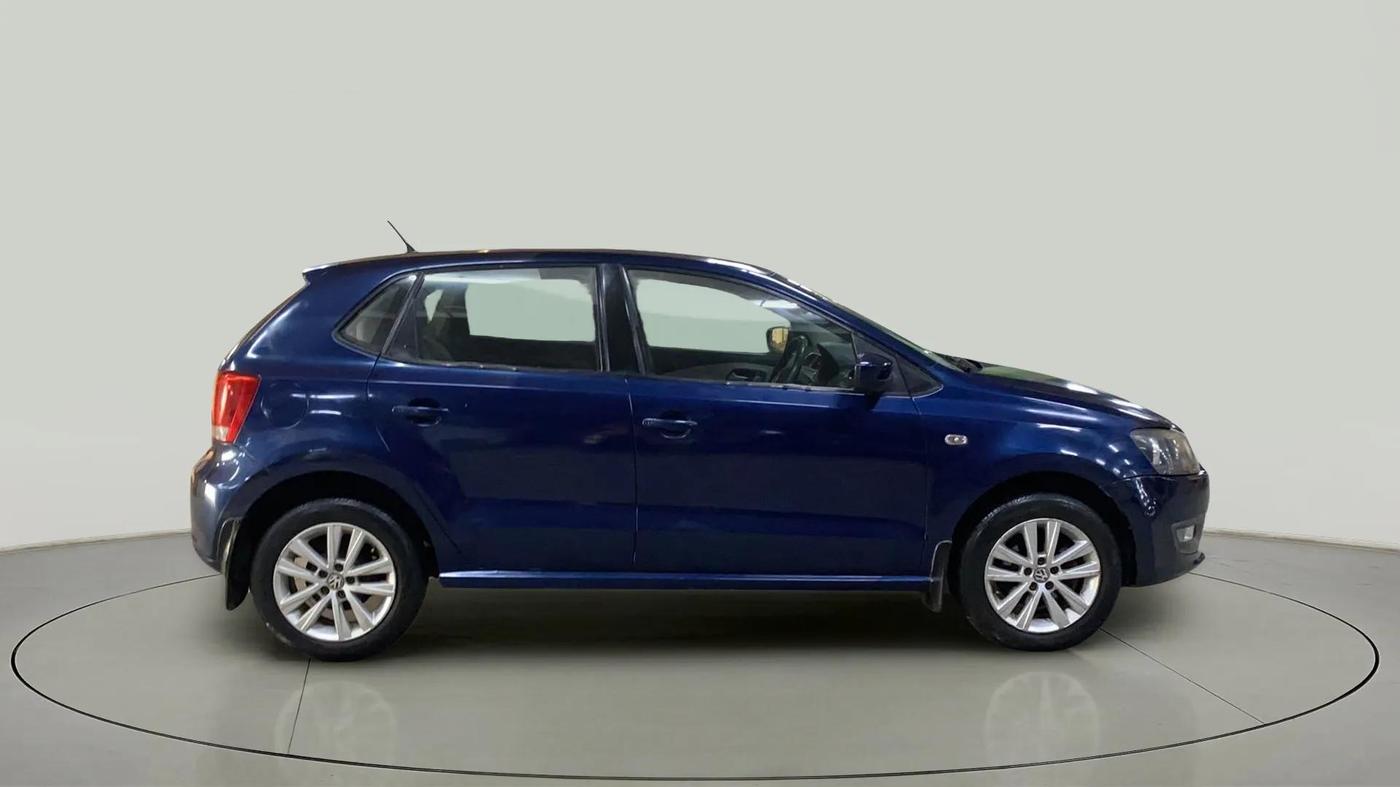 2013 Volkswagen Polo HIGHLINE1.2L, Petrol, Manual, 92,866 km, Right Side View