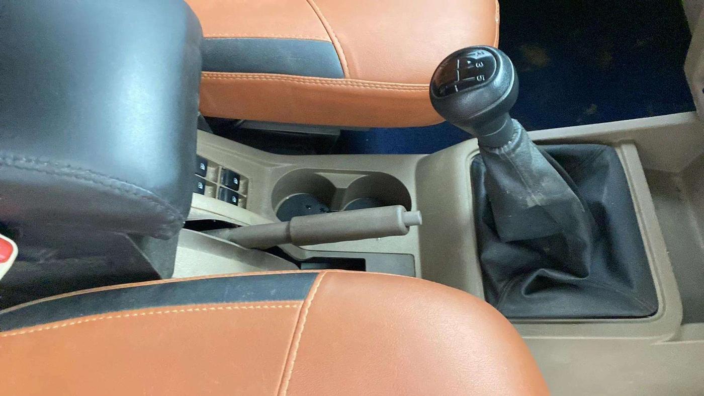 2022 Mahindra Bolero B6, Diesel, Manual, 27,515 km, Gear Lever