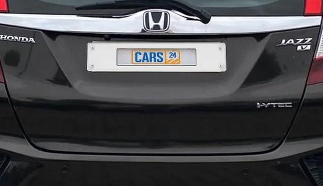 2017 Honda Jazz 1.2L I-VTEC V AT, Petrol, Automatic, 36,388 km, Dicky (Boot door) - Paint has minor damage