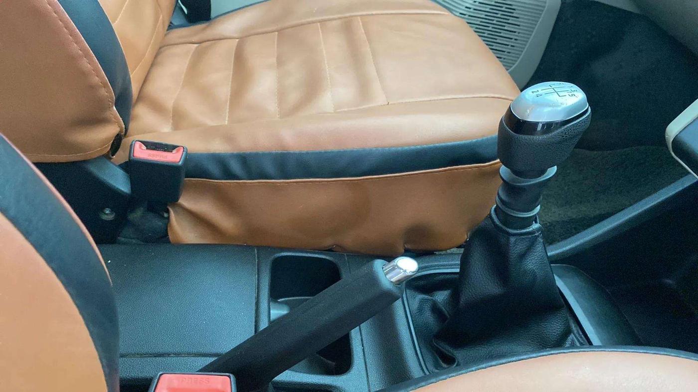 2019 Renault TRIBER RXZ, Petrol, Manual, 20,194 km, Gear Lever