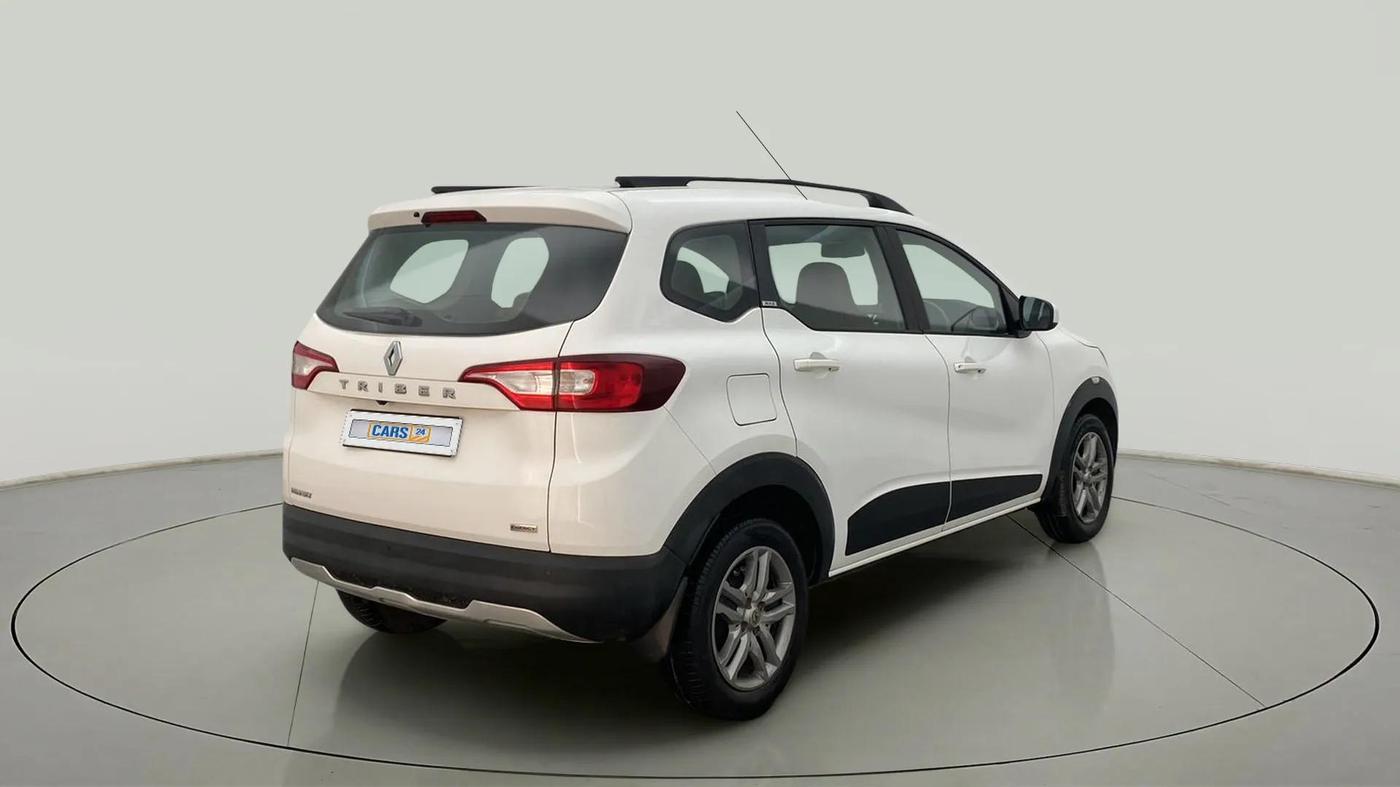 2019 Renault TRIBER RXZ, Petrol, Manual, 20,194 km, Right Back Diagonal