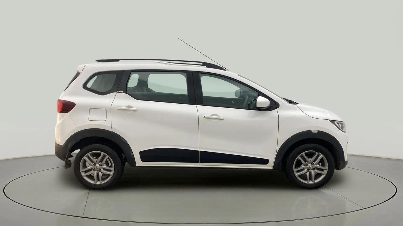 2019 Renault TRIBER RXZ, Petrol, Manual, 20,194 km, Right Side