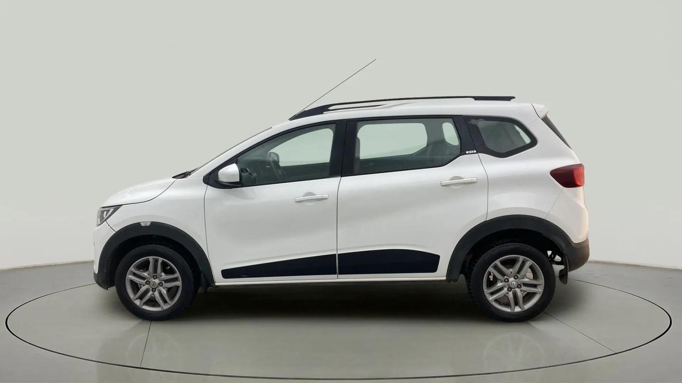 2019 Renault TRIBER RXZ, Petrol, Manual, 20,194 km, Left Side