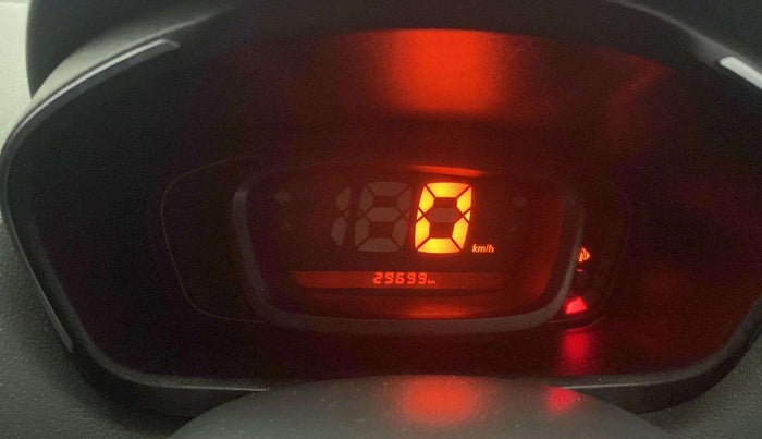 2016 Renault Kwid RXT 1.0, Petrol, Manual, 29,679 km, Odometer Image