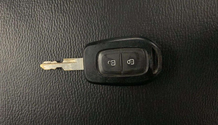 2016 Renault Kwid RXT 1.0, Petrol, Manual, 29,679 km, Key Close Up