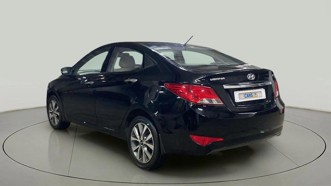 2015 Hyundai Verna FLUIDIC 4S 1.6 VTVT S(O), Petrol, Manual, 38,309 km, Left Back Diagonal