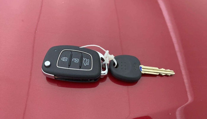 2017 Hyundai Elite i20 SPORTZ 1.2, Petrol, Manual, 18,543 km, Key Close Up