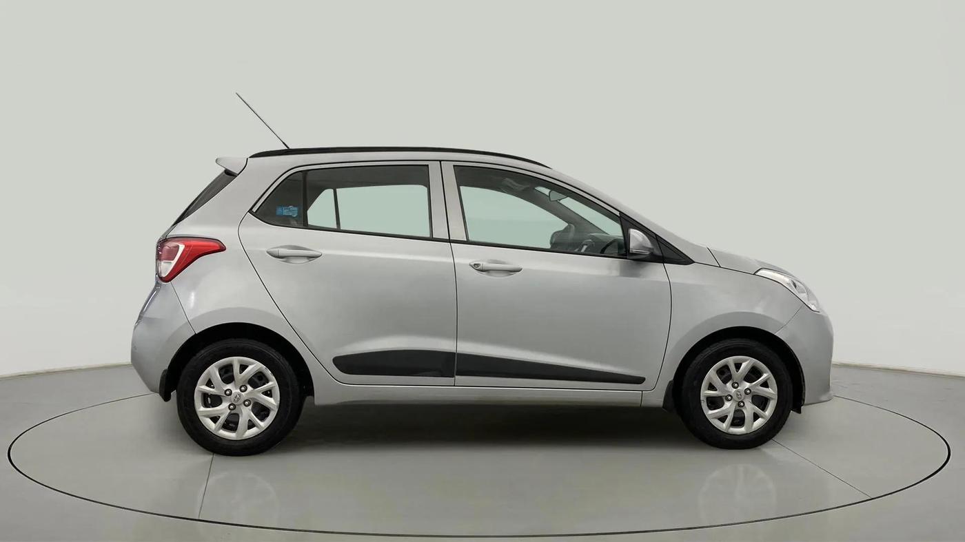 2019 Hyundai Grand i10 SPORTZ 1.2 KAPPA VTVT, Petrol, Manual, 36,121 km, Right Side View