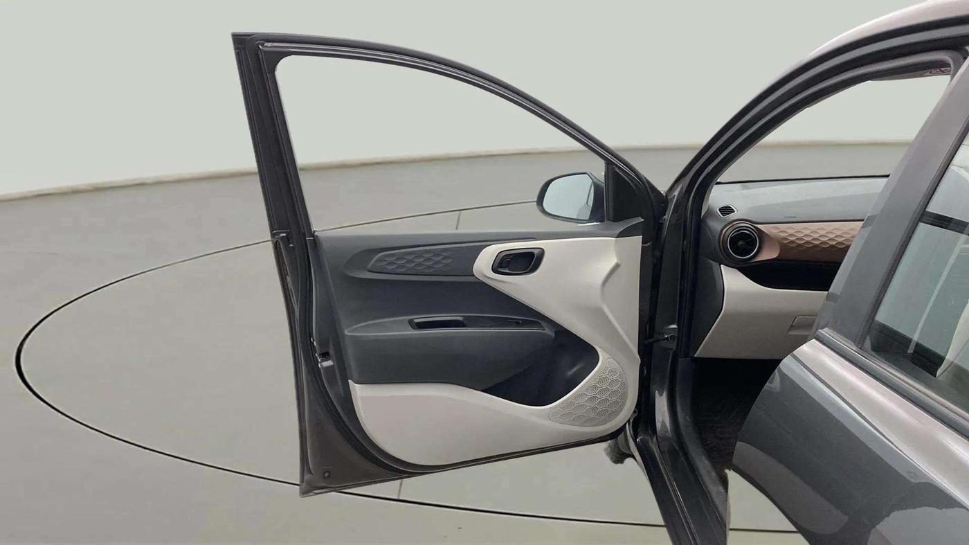 2021 Hyundai AURA S 1.2 CNG, CNG, Manual, 63,604 km, LHS Front Door