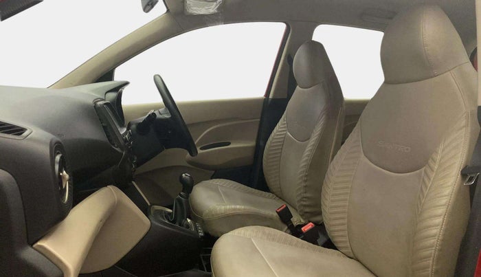 2019 Hyundai NEW SANTRO ASTA MT, Petrol, Manual, 30,562 km, Right Side Front Door Cabin