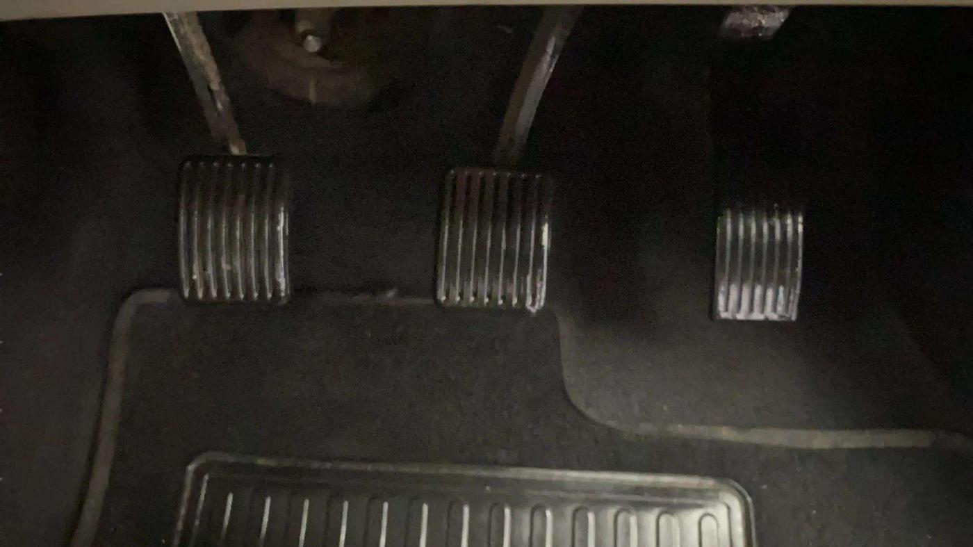 2019 Hyundai NEW SANTRO ASTA MT, CNG, Manual, 30,686 km, Pedals