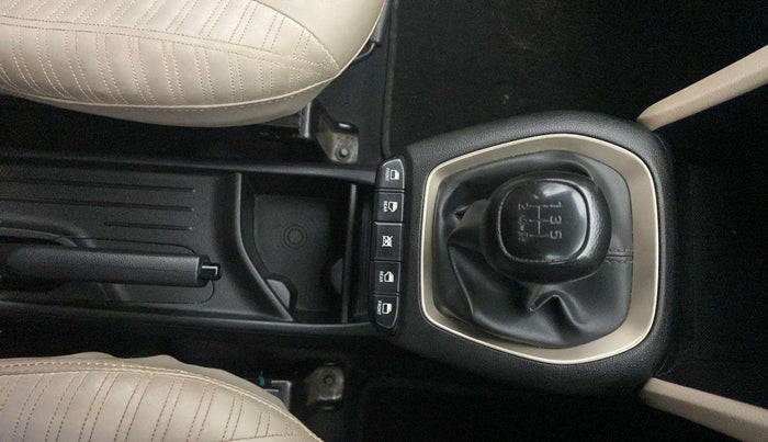 2019 Hyundai NEW SANTRO ASTA MT, Petrol, Manual, 30,562 km, Gear Lever