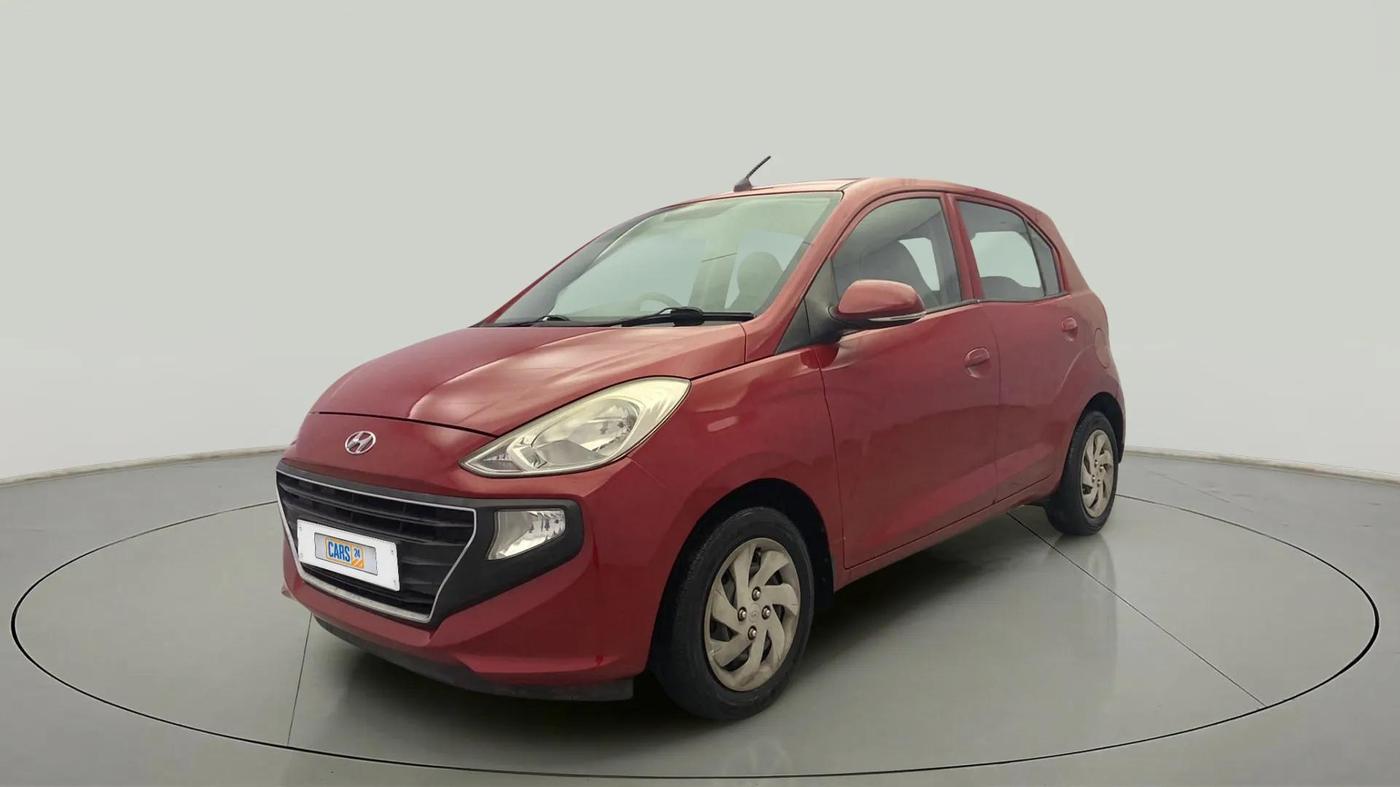 2019 Hyundai NEW SANTRO ASTA MT, CNG, Manual, 30,686 km, Left Front Diagonal