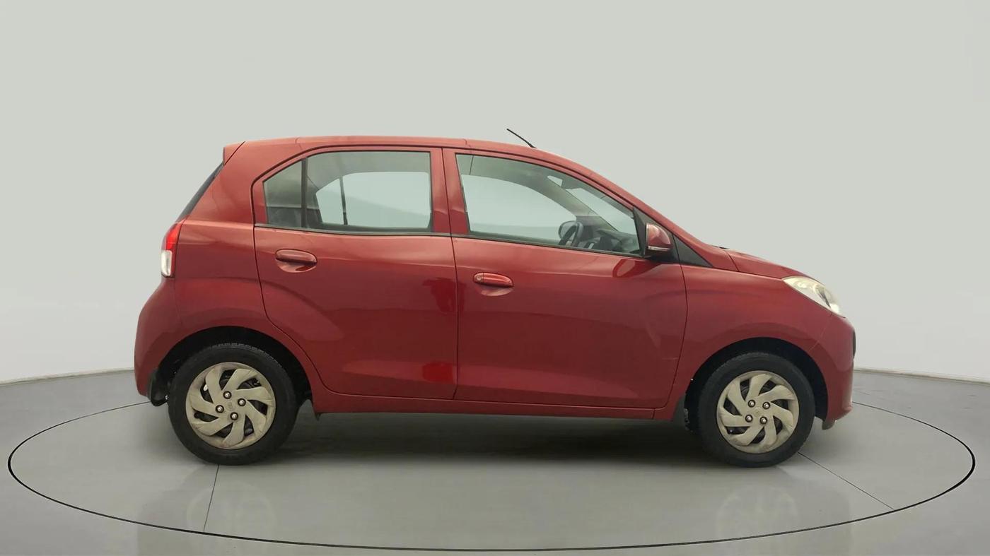 2019 Hyundai NEW SANTRO ASTA MT, CNG, Manual, 30,686 km, Right Side View