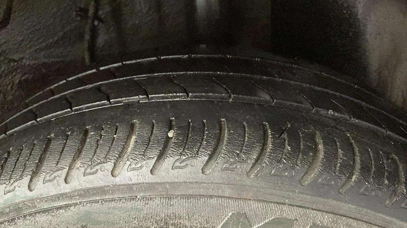 2020 Tata ALTROZ XZ PETROL, Petrol, Manual, 59,529 km, Right Rear Tyre Tread