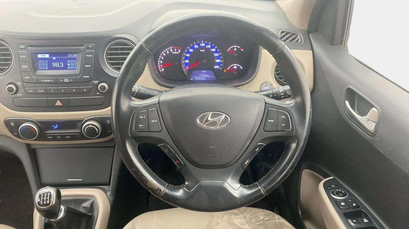 2014 Hyundai Xcent SX 1.2 (O), Petrol, Manual, 93,402 km, Steering Wheel Close Up