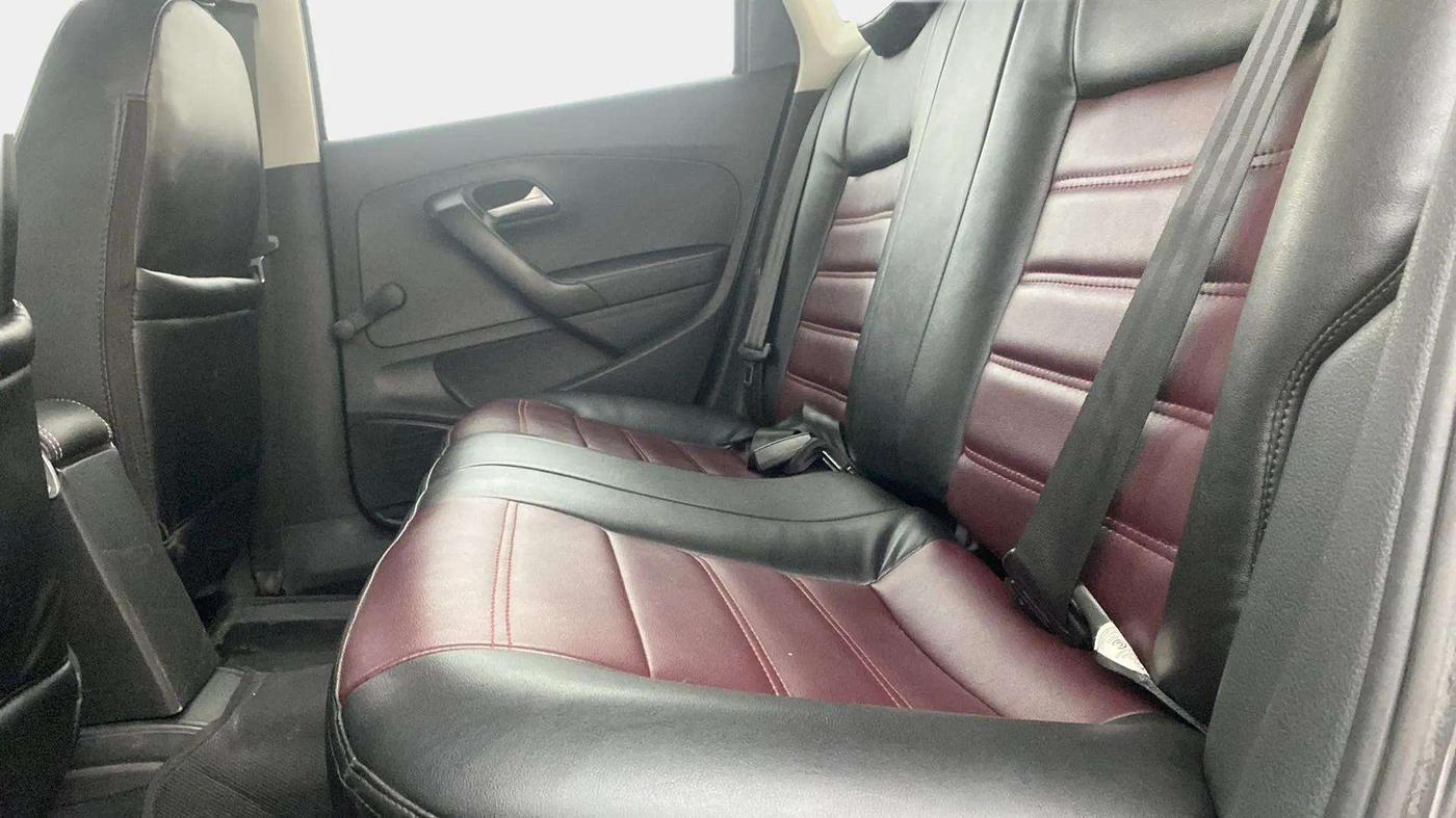 2015 Volkswagen Polo TRENDLINE 1.2L PETROL, Petrol, Manual, 36,214 km, Right Side Rear Door Cabin