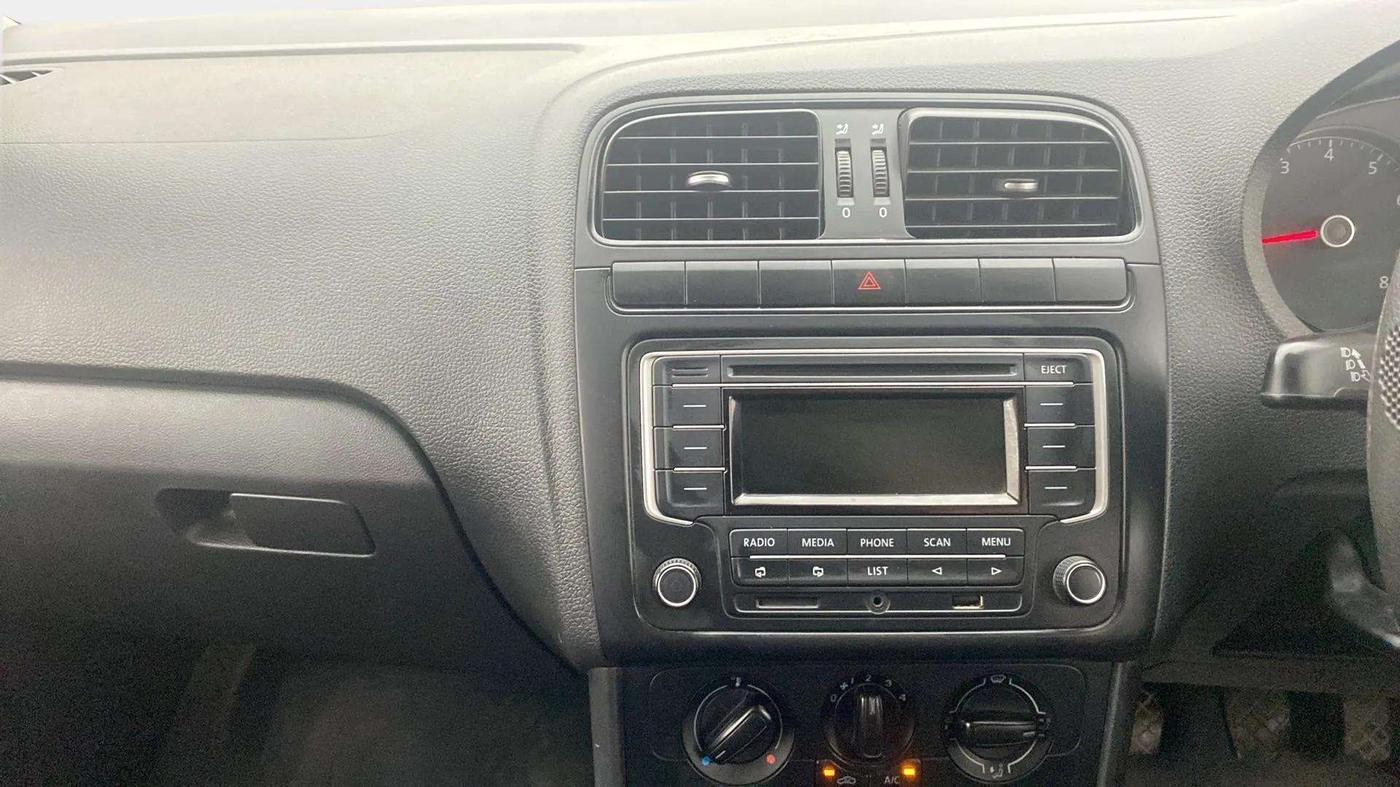 2015 Volkswagen Polo TRENDLINE 1.2L PETROL, Petrol, Manual, 36,214 km, Air Conditioner