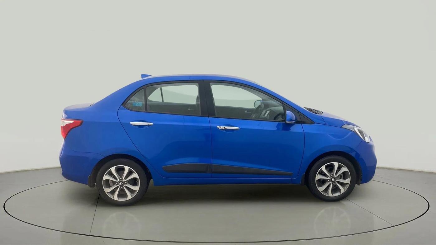2017 Hyundai Xcent SX 1.2 (O), Petrol, Manual, 25,897 km, Right Side