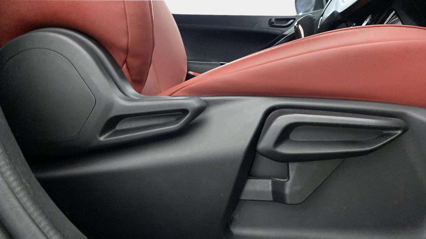 2023 Tata NEXON XZA PLUS LUX SUNROOF RED DARK PETROL, Petrol, Automatic, 23,573 km, Driver Side Adjustment Panel