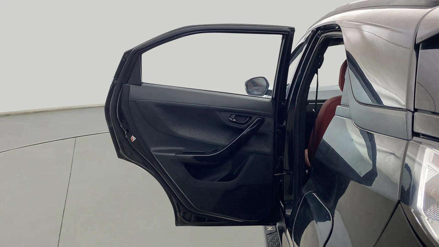 2023 Tata NEXON XZA PLUS LUX SUNROOF RED DARK PETROL, Petrol, Automatic, 23,573 km, LHS Rear Door