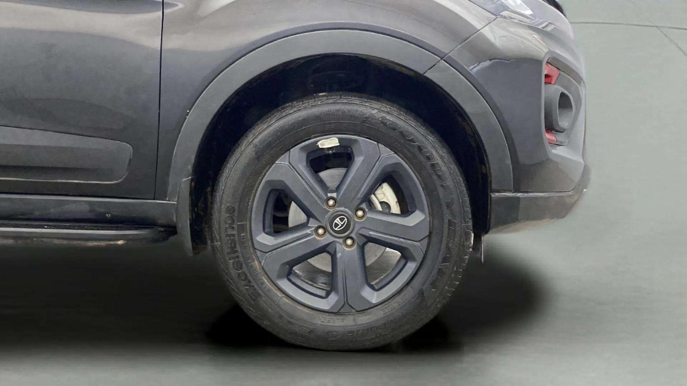 2023 Tata NEXON XZA PLUS LUX SUNROOF RED DARK PETROL, Petrol, Automatic, 23,573 km, Right Front Wheel