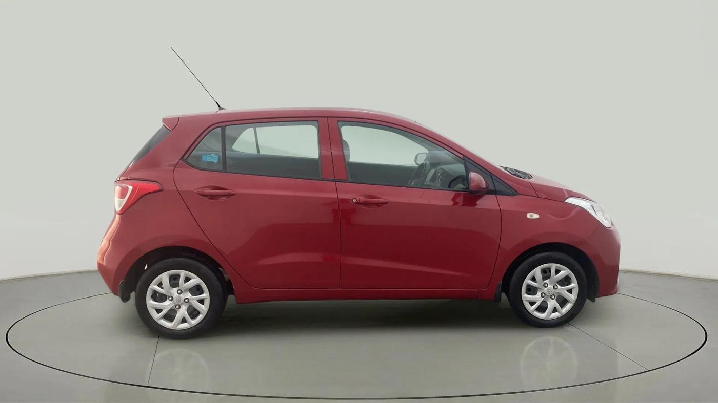 2017 Hyundai Grand i10 MAGNA 1.2 KAPPA VTVT, Petrol, Manual, 44,722 km, Right Side