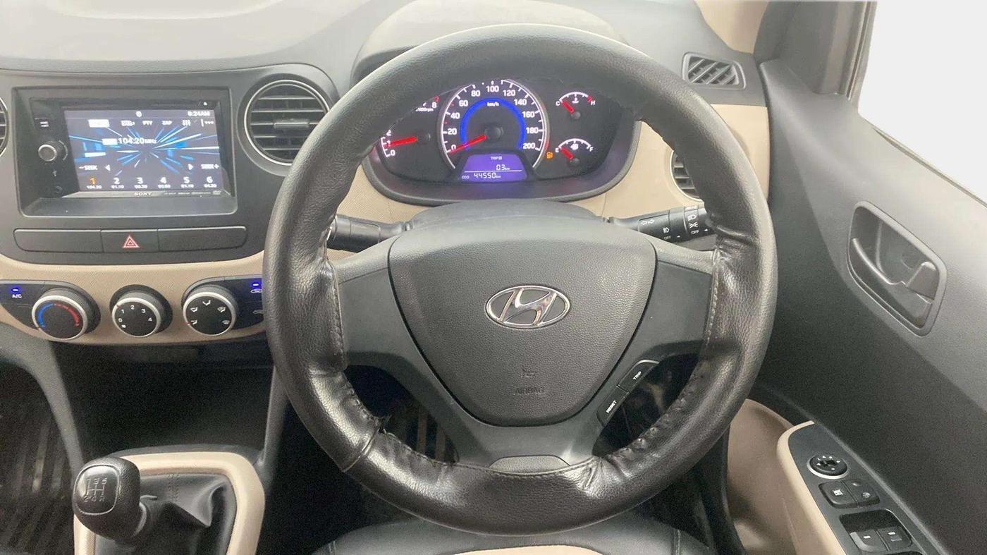 2017 Hyundai Grand i10 MAGNA 1.2 KAPPA VTVT, Petrol, Manual, 44,722 km, Steering Wheel Close Up