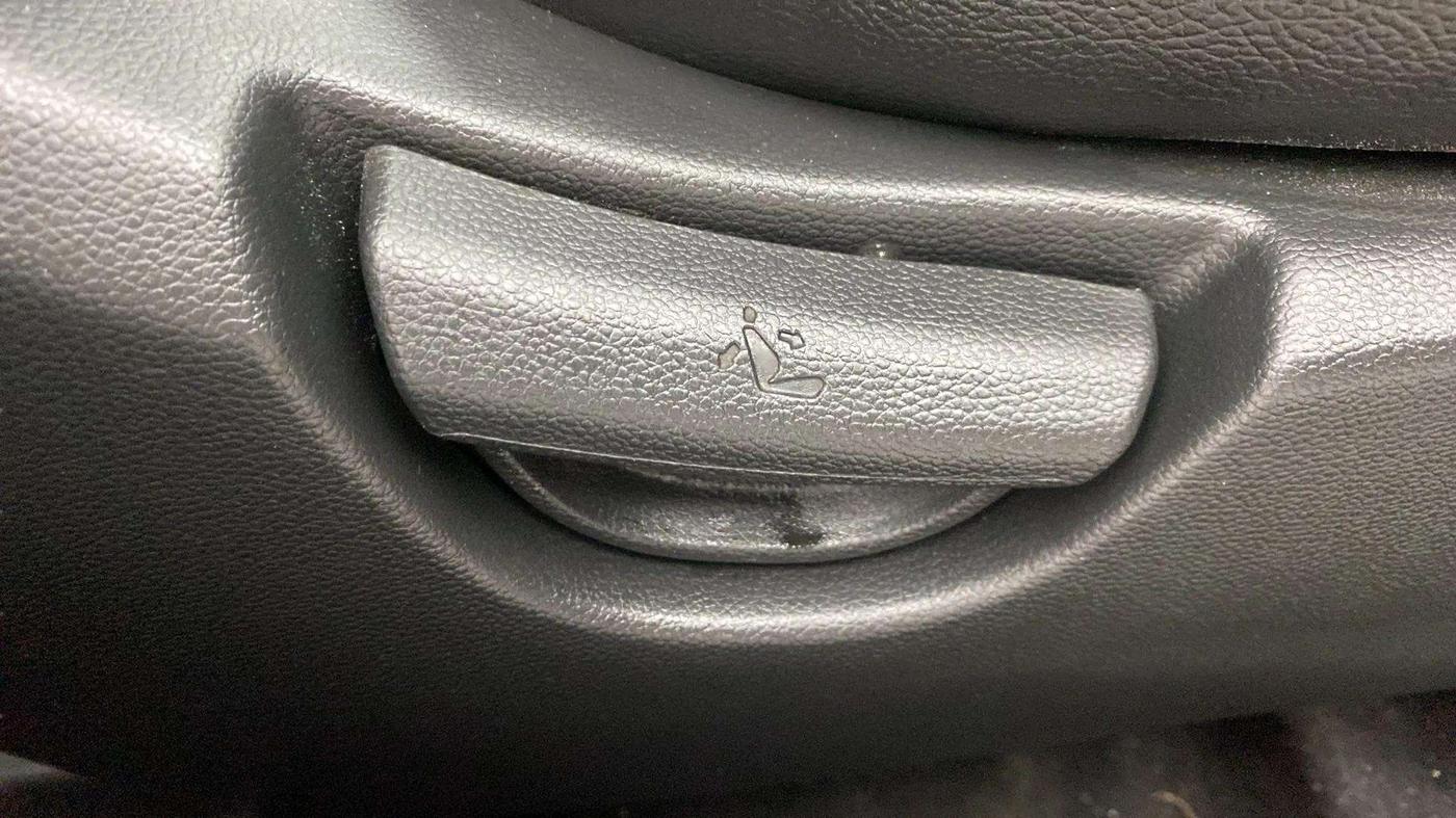 2018 Hyundai Grand i10 SPORTZ AT 1.2 KAPPA VTVT, Petrol, Automatic, 39,302 km, Driver Side Adjustment Panel