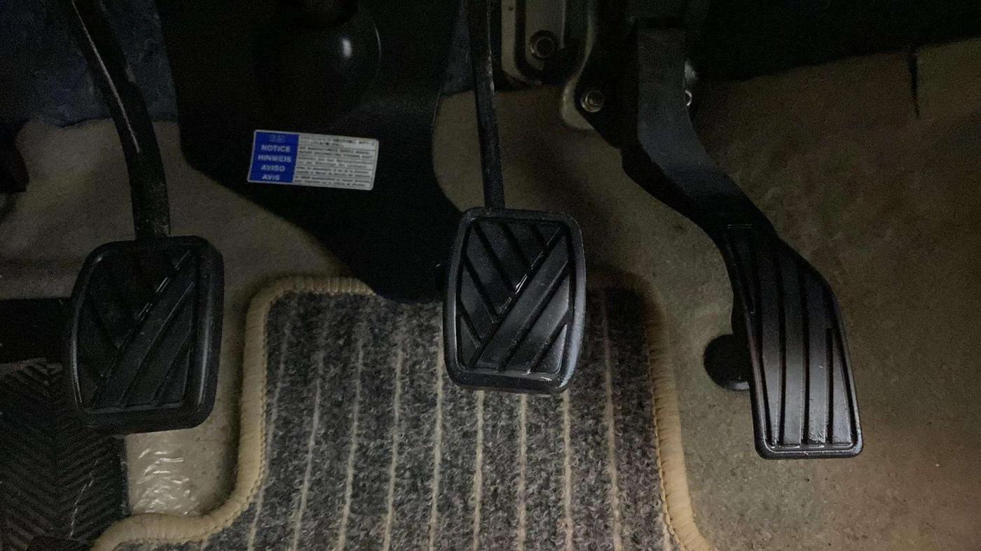 2019 Maruti Ciaz ALPHA 1.5 SHVS PETROL, Petrol, Manual, 46,415 km, Pedals