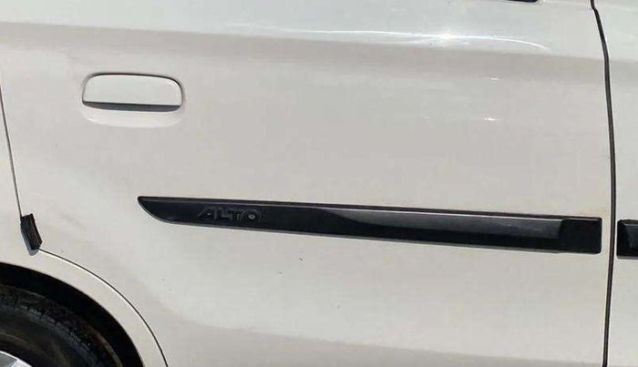 2018 Maruti Alto 800 VXI, CNG, Manual, 79,233 km, Right rear door - Minor scratches