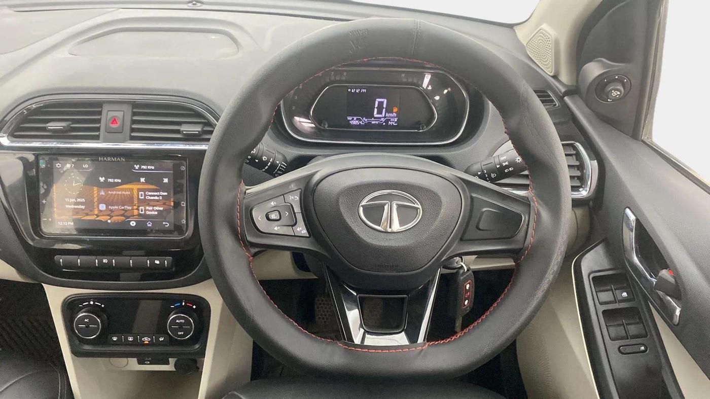 2022 Tata Tiago XZ PLUS PETROL, Petrol, Manual, 12,786 km, Steering Wheel Close Up