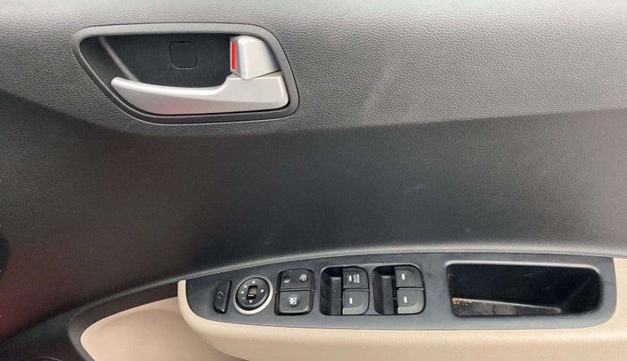 2018 Hyundai Grand i10 SPORTZ (O) AT 1.2 KAPPA VTVT, Petrol, Automatic, 44,407 km, Driver Side Door Panels Control