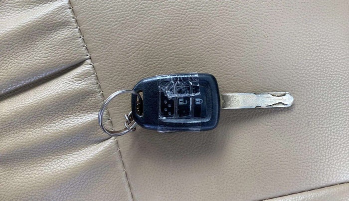 2019 Honda Amaze 1.2L I-VTEC S CVT, Petrol, Automatic, 23,337 km, Key Close Up