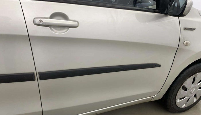 2019 Maruti Celerio VXI CNG, CNG, Manual, 76,838 km, Driver-side door - Minor scratches