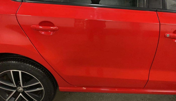 2018 Skoda Rapid STYLE 1.6 MPI AT, Petrol, Automatic, 62,282 km, Right rear door - Paint minor damage