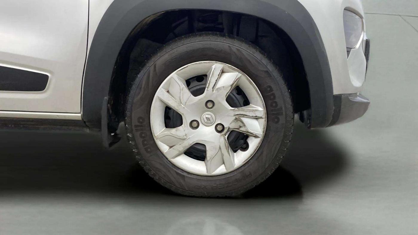 2021 Renault Kwid RXT 0.8, Petrol, Manual, 20,661 km, Right Front Wheel