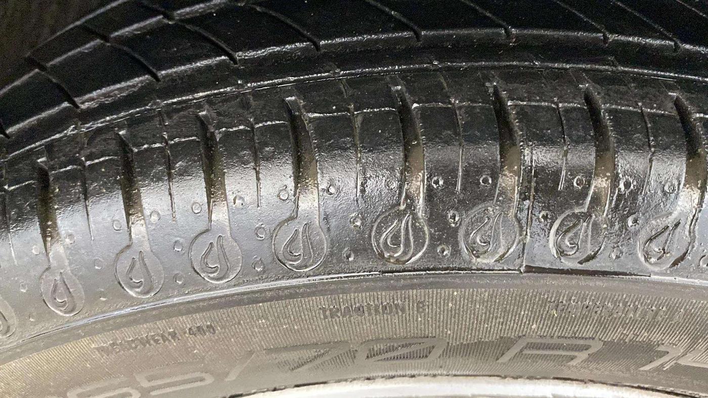 2021 Renault Kwid RXT 0.8, Petrol, Manual, 20,661 km, Left Front Tyre Tread