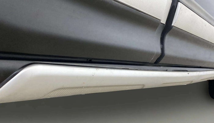 2021 Maruti S PRESSO VXI PLUS AMT, Petrol, Automatic, 10,084 km, Right running board - Cladding has minor damage