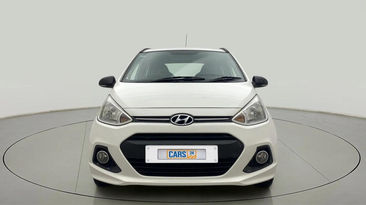 2015 Hyundai Grand i10 SPORTZ 1.2 KAPPA VTVT, Petrol, Manual, 52,482 km, Front