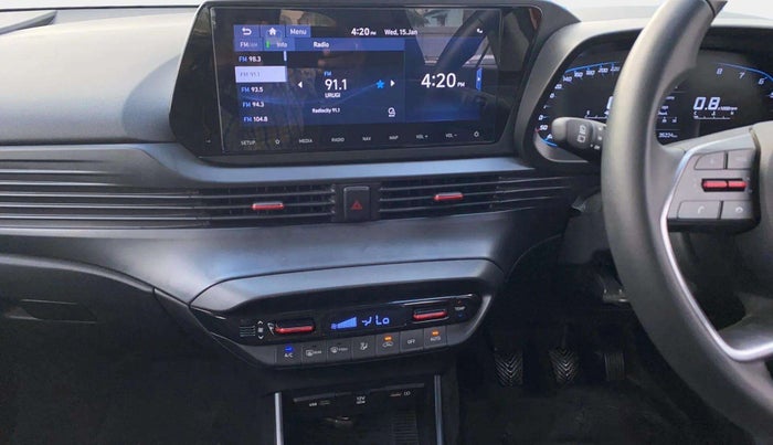 2022 Hyundai NEW I20 ASTA (O) 1.2 MT DUAL TONE, Petrol, Manual, 35,239 km, Air Conditioner