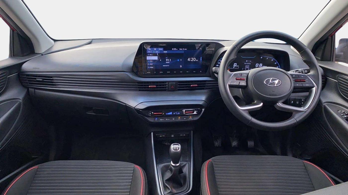 2022 Hyundai NEW I20 ASTA (O) 1.2 MT DUAL TONE, Petrol, Manual, 35,239 km, Dashboard