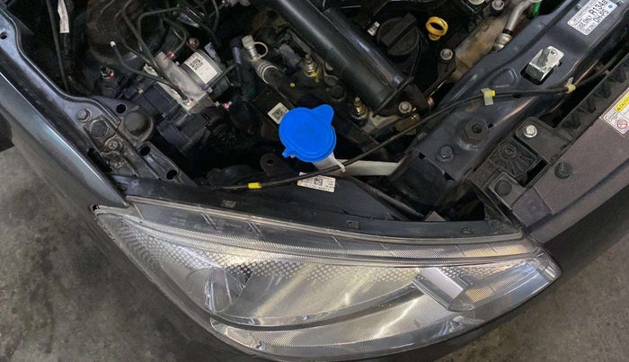 2023 Maruti Alto K10 VXI, Petrol, Manual, 5,149 km, Right headlight - Clamp has minor damage